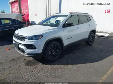 3C4NJDBN3ST624254 — 2025 Jeep Compass, ფოტო 3, IAAI, მარჯვენა მხარე