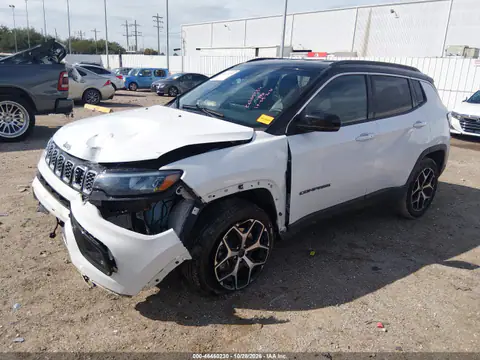 3C4NJDCN5ST509850 — 2025 Jeep Compass, ფოტო 2, IAAI, წინა ნაწილი