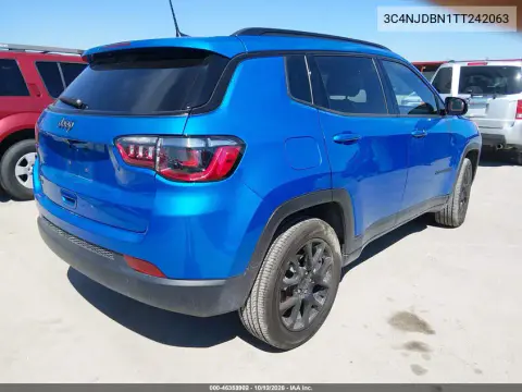 2026 Jeep Compass Latitude Altitude VIN 3C4NJDBN1TT242063 фото 5
