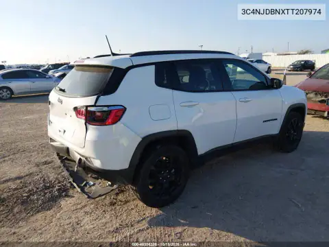 3C4NJDBNXTT207974 — 2026 Jeep Compass, zdjęcie 5 z IAAI, Tył