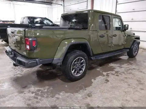 1C6HJTFG5ML565703 — 2021 Jeep Gladiator, photo 4 from IAAI 06.10.2026, Left front