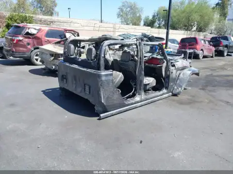 1C6JJTBG2ML572891 — 2021 Jeep Gladiator, photo 4 from IAAI, Not reported