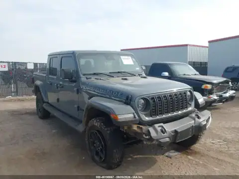 1C6PJTAG8SL547633 — 2025 Jeep Gladiator, Przód (Front End), zdjęć przed naprawą