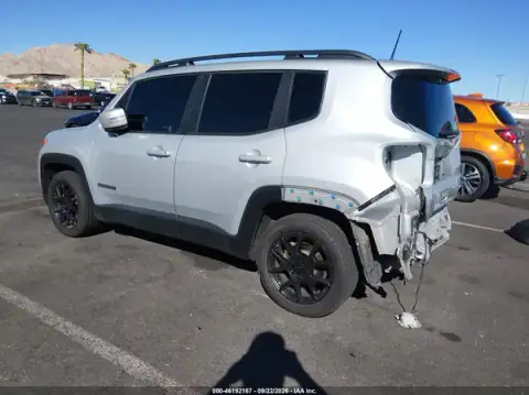 ZACNJABB0LPK99654 — 2020 Jeep Renegade, photo 3 from IAAI, Rear end
