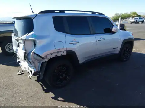 ZACNJABB0LPK99654 — 2020 Jeep Renegade, photo 4 from IAAI, Rear end