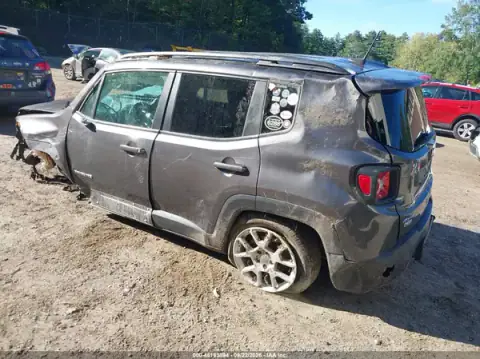 ZACNJDBB1MPM55414 — 2021 Jeep Renegade, zdjęcie 3 z IAAI, Dachowanie
