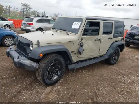 1C4BJWDGXJL898588 — 2018 Jeep Wrangler, фото 3 с аукциона IAAI, левый бок