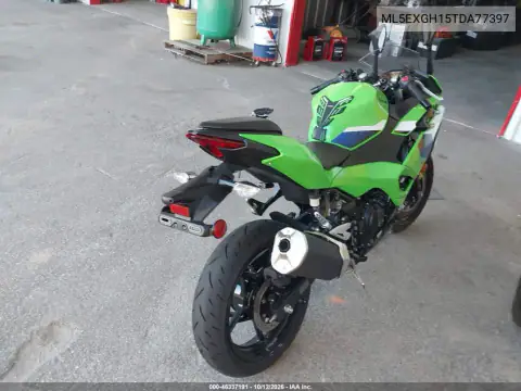 ML5EXGH15TDA77397 — 2026 Kawasaki Ninja, foto 5 de IAAI, Lado izquierdo