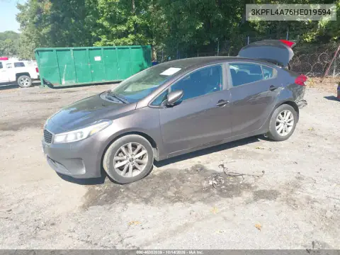 3KPFL4A76HE019594 — 2017 Kia Forte, фото 3 з IAAI, Задня частина
