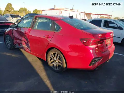 3KPF34AD2KE097769 — 2019 Kia Forte, photo 4 from IAAI, Left side