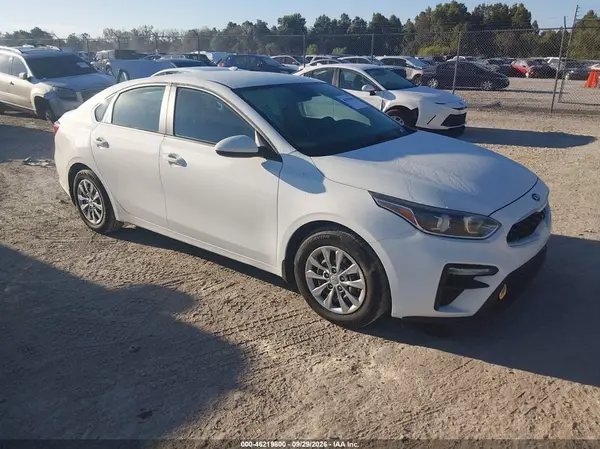3KPF24AD2LE192451 Kia Forte 2020 — Normal wear damage, before-repair photo