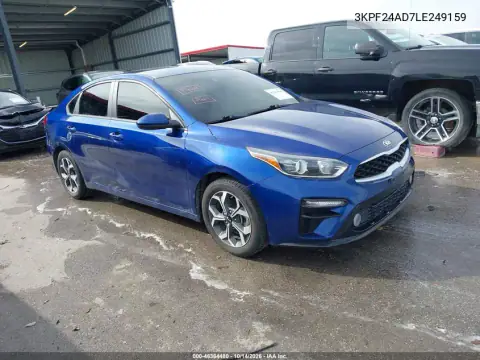 3KPF24AD7LE249159 — 2020 Kia Forte, დატბორვა, ფოტოები შეკეთებამდე