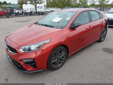 3KPF34AD5ME403656 — 2021 Kia Forte, фото 2 з IAAI, Задня частина зліва