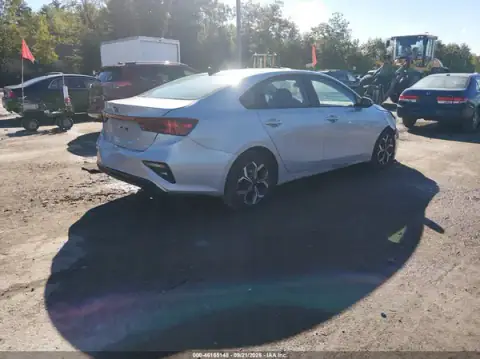 3KPF24AD0ME310448 — 2021 Kia Forte, ფოტო 4, IAAI, წინა ნაწილი