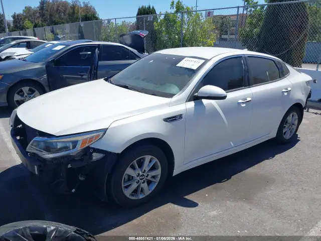 KNAGT4L34G5086801 — 2016 Kia Optima LX, zdjęcie 2 z IAAI 15.10.2026, Przód i tył