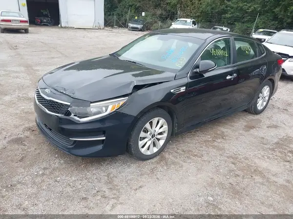 5XXGT4L31GG024657 — 2016 Kia Optima, photo 2 from IAAI 30.09.2026, Normal wear