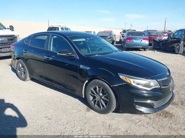 5XXGT4L39GG099025 Kia Optima 2016 — Front end damage, before-repair photo