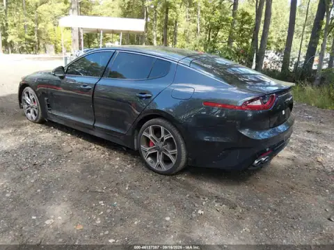 KNAE45LC2M6091463 — 2021 Kia Stinger, photo 3 from IAAI 13.10.2026, Normal wear