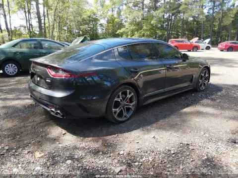 KNAE45LC2M6091463 — 2021 Kia Stinger, photo 4 from IAAI 13.10.2026, Normal wear