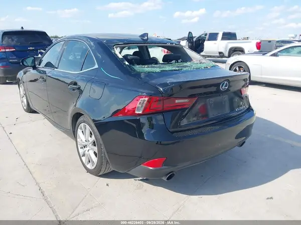 JTHBA1D2XG5019979 — 2016 Lexus IS, фото 3 с аукциона IAAI, Град