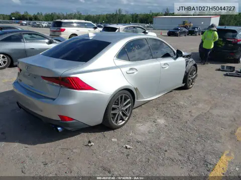 JTHBA1D27H5044727 — 2017 Lexus IS, фото 5 з IAAI, Передня частина