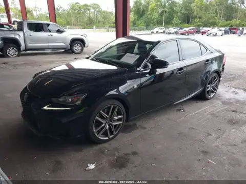 JTHBA1D23K5087016 — 2019 Lexus IS, zdjęcie 2 z IAAI, Prawy bok