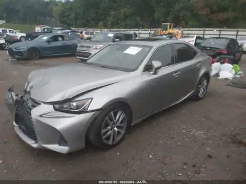 JTHBA1D21K5098385 — 2019 Lexus IS, photo 2 from IAAI, Front end