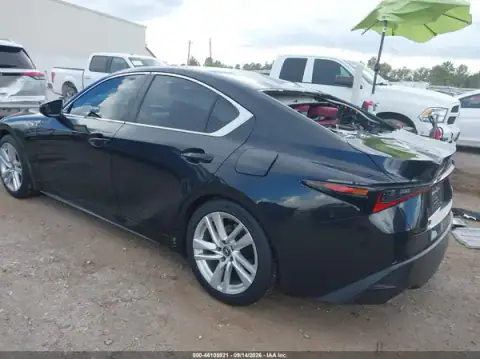 JTHCA1D20P5125152 — 2023 Lexus IS, zdjęcie 3 z IAAI, Tył