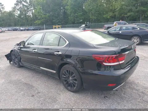 2016 Lexus LS 460 VIN JTHCL5EF4G5026935 фото 3