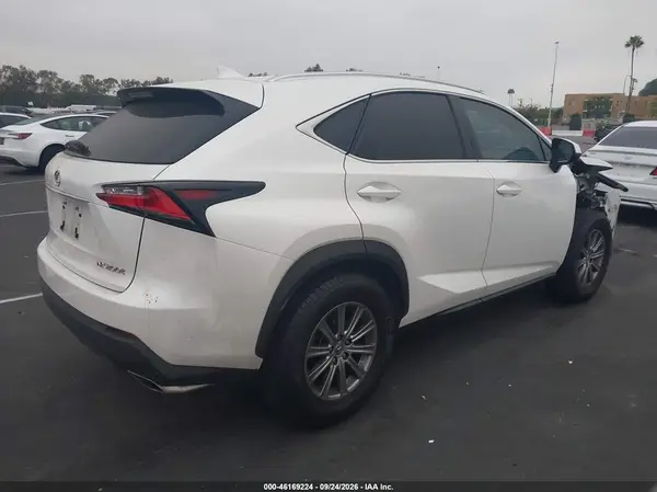 JTJBARBZ1G2070415 — 2016 Lexus NX, фото 4 с аукциона IAAI, Передняя часть справа