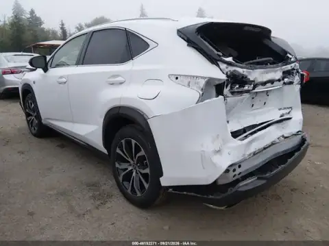 JTJBARBZ3H2109667 — 2017 Lexus NX, foto 3 de IAAI, Parte delantera y trasera