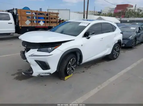 JTJBARBZ1J2176757 — 2018 Lexus NX, фото 2 с аукциона IAAI, ПЕРЕДНЯЯ ЧАСТЬ