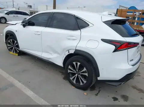 JTJBARBZ1J2176757 — 2018 Lexus NX, фото 3 с аукциона IAAI, ПЕРЕДНЯЯ ЧАСТЬ