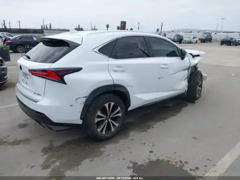 JTJBARBZ1J2176757 — 2018 Lexus NX, фото 4 с аукциона IAAI, ПЕРЕДНЯЯ ЧАСТЬ