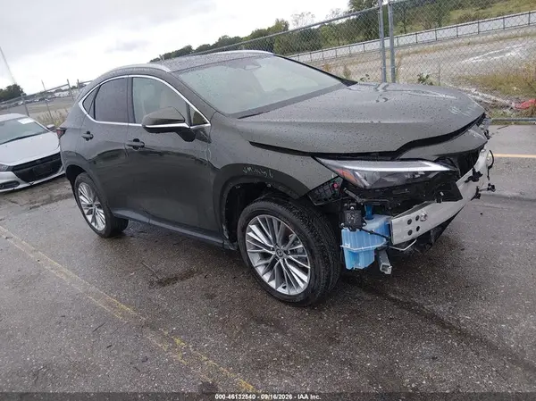 2T2GKCEZ9SC053088 — 2025 Lexus NX, Передняя и задняя части (Front & Rear), фото до ремонта