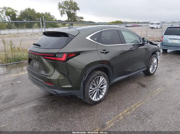 2T2GKCEZ9SC053088 — 2025 Lexus NX, фото 4 с аукциона IAAI 12.10.2026, Передняя и задняя части