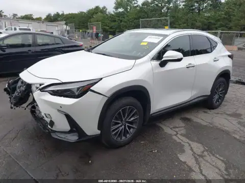 2T2AGCEZXSC080176 — 2025 Lexus NX, фото 2 з IAAI, Передня частина