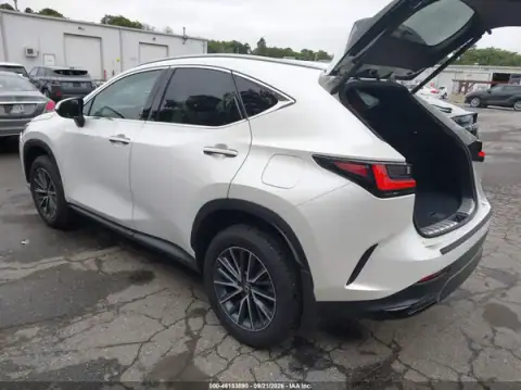 2T2AGCEZXSC080176 — 2025 Lexus NX, фото 3 з IAAI, Передня частина