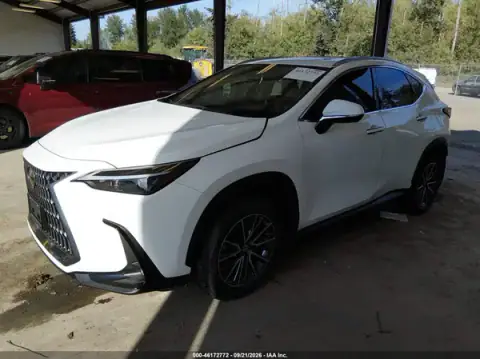 2T2GGCEZ1TC120222 — 2026 Lexus NX, zdjęcie 2 z IAAI, Prawy bok