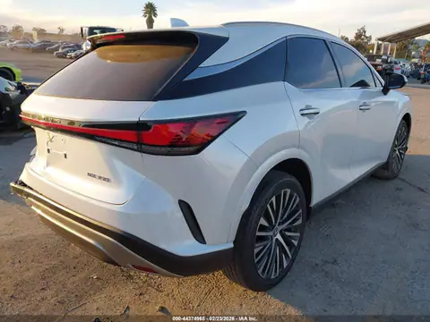 2T2BAMBA6PC019165 — 2023 Lexus RX 350 Premium Plus, фото 4 з IAAI 21.10.2026, Задня частина зліва