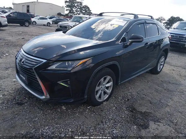 2T2ZZMCA5GC016182 — 2016 Lexus RX, photo 2 from IAAI, Right front
