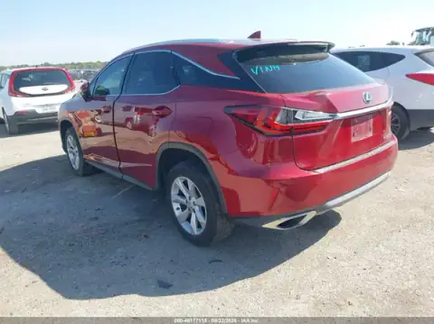 2T2ZZMCA4GC001575 — 2016 Lexus RX, photo 3 from IAAI 20.10.2026, Interior fire