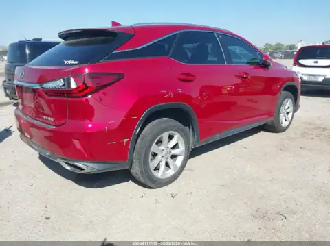 2T2ZZMCA4GC001575 — 2016 Lexus RX, photo 4 from IAAI 20.10.2026, Interior fire