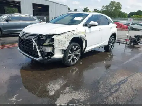 2T2ZZMCA1HC079085 — 2017 Lexus RX, zdjęcie 2 z IAAI 23.09.2026, Normalne zużycie