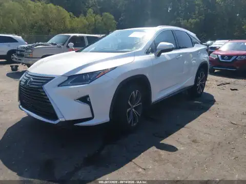 2T2ZZMCA3HC059209 — 2017 Lexus RX, photo 2 from IAAI 21.10.2026, Right front