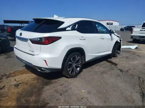 2T2ZZMCA3HC059209 — 2017 Lexus RX, photo 4 from IAAI 21.10.2026, Right front