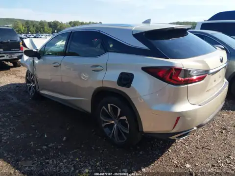 2T2ZZMCA2HC043261 — 2017 Lexus RX, zdjęcie 3 z IAAI, Przód