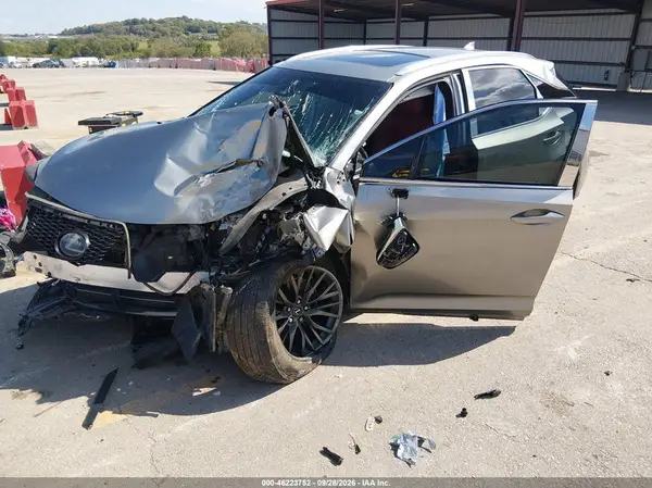 2T2BZMCA7HC089945 — 2017 Lexus RX, photo 2 from IAAI, All-over damage