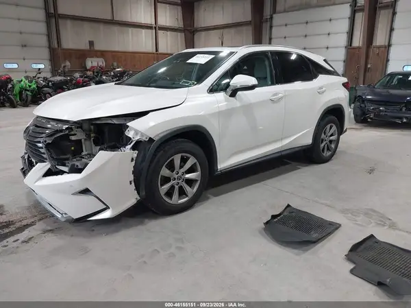 2T2BZMCA0JC139199 — 2018 Lexus RX, photo 2 from IAAI 21.10.2026, Front end