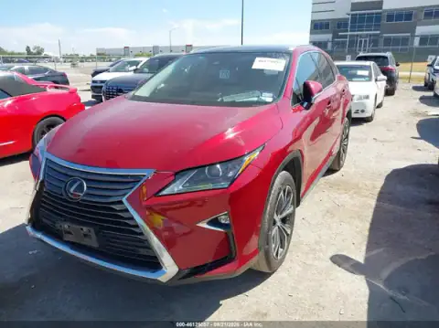 2T2ZZMCA0KC136352 — 2019 Lexus RX, zdjęcie 2 z IAAI, Przód i tył